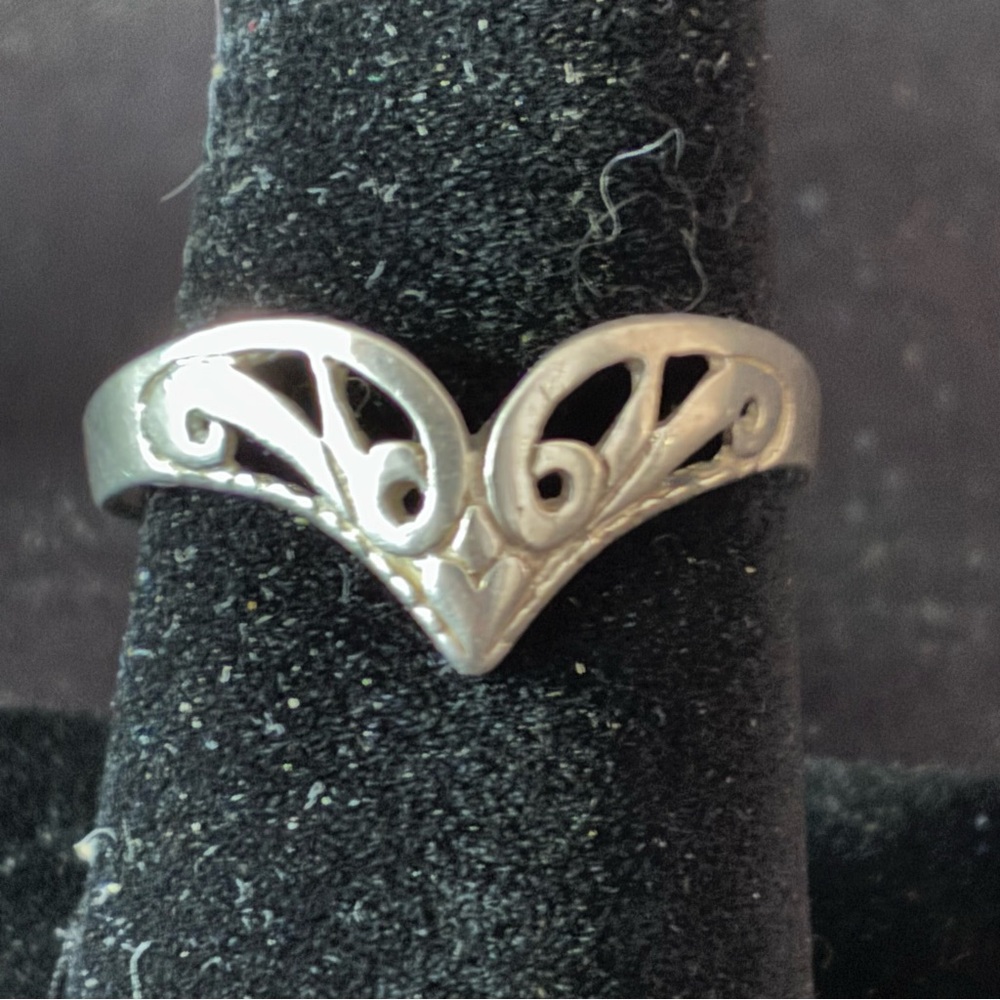 925 Sterling Silver Filigree Wishbone Ring Size 8